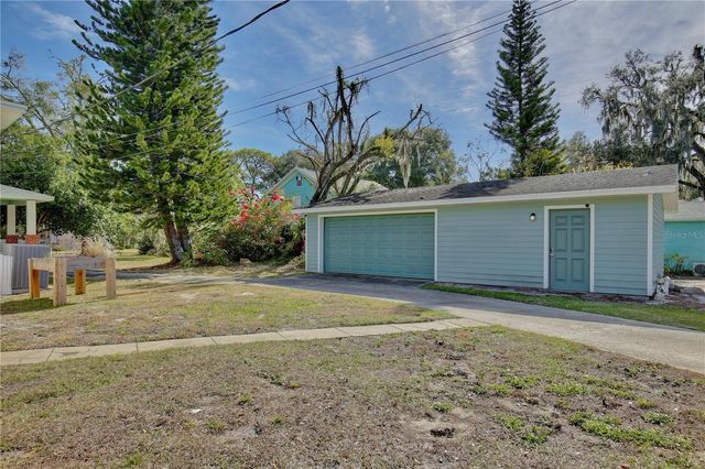 2400 S PARK AVENUE, Sanford, FL 32771