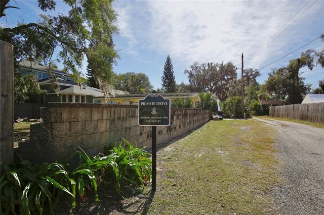 2400 S PARK AVENUE, Sanford, FL 32771