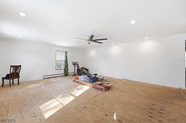 17 High St, Andover Boro, NJ 07821