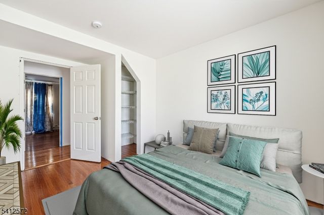 17 High St, Andover Boro, NJ 07821