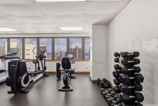 400 Hobron Lane 1914, Honolulu, HI 96815