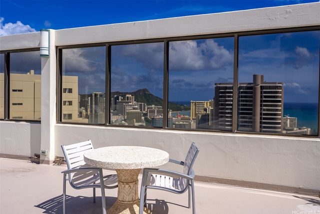 400 Hobron Lane 1914, Honolulu, HI 96815