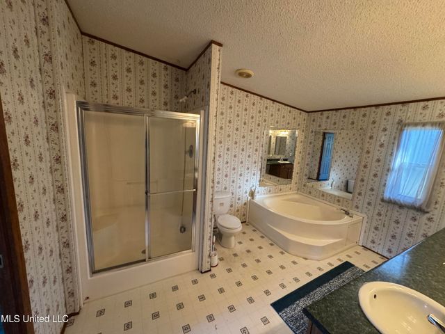 2041 King Road, Southaven, MS 38671