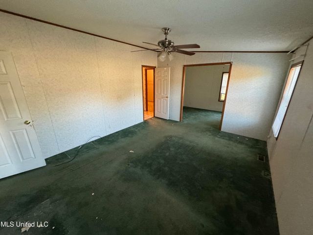 2041 King Road, Southaven, MS 38671