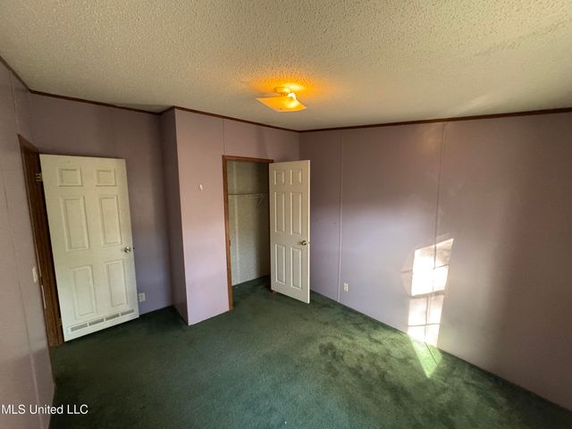 2041 King Road, Southaven, MS 38671