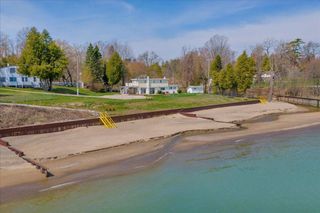 7226 Lakeview Drive, Worth Twp, MI 48450