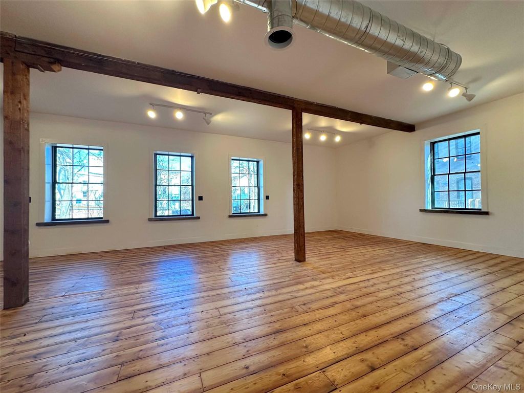 46 Chambers Street 2R, Newburgh, NY 12550 — exterior