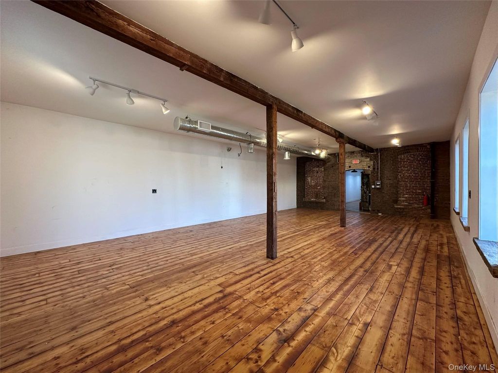 46 Chambers Street 2R, Newburgh, NY 12550 — photo 4