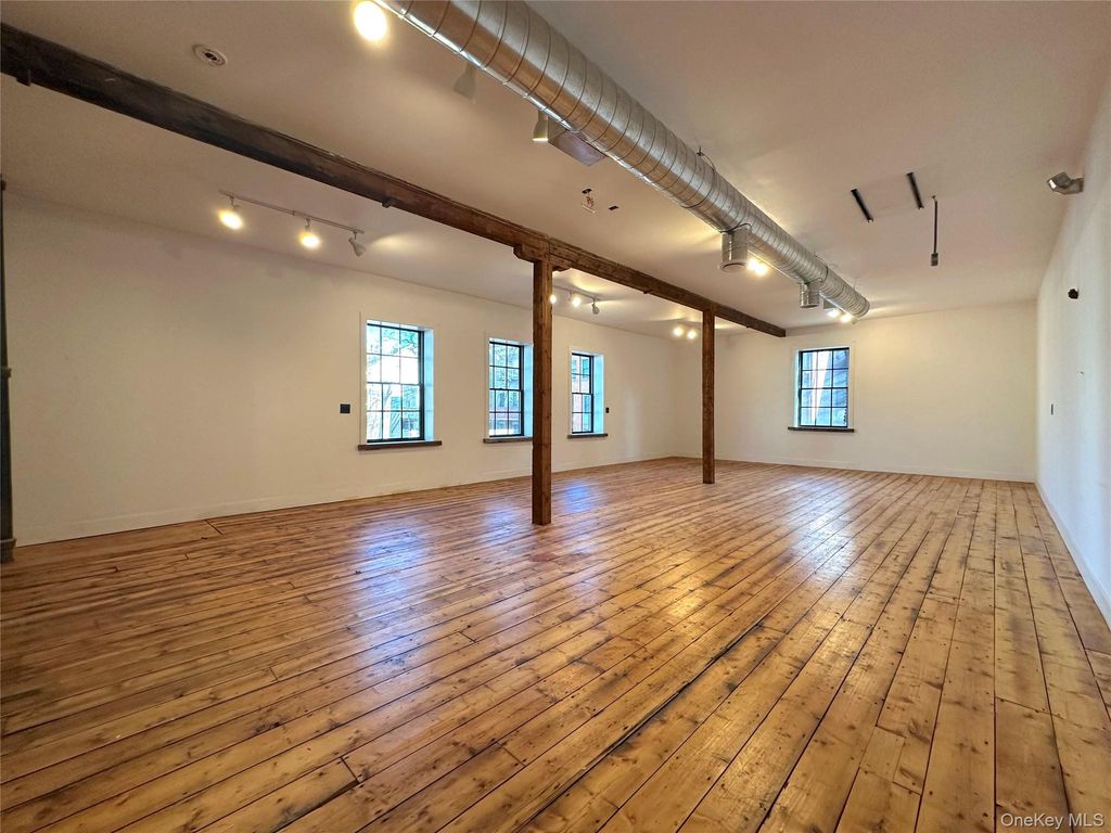 46 Chambers Street 2R, Newburgh, NY 12550 — photo 5