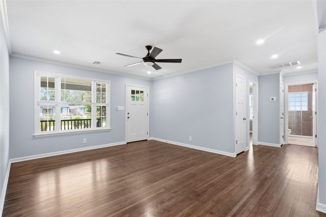 332 E 45th Place, Tulsa, OK 74105