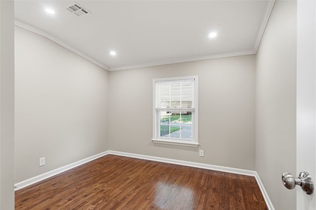 332 E 45th Place, Tulsa, OK 74105