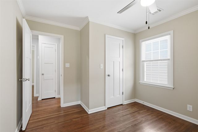 332 E 45th Place, Tulsa, OK 74105