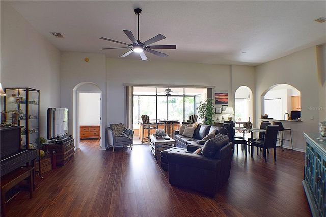 10118 CLEGHORN DRIVE, San Antonio, FL 33576
