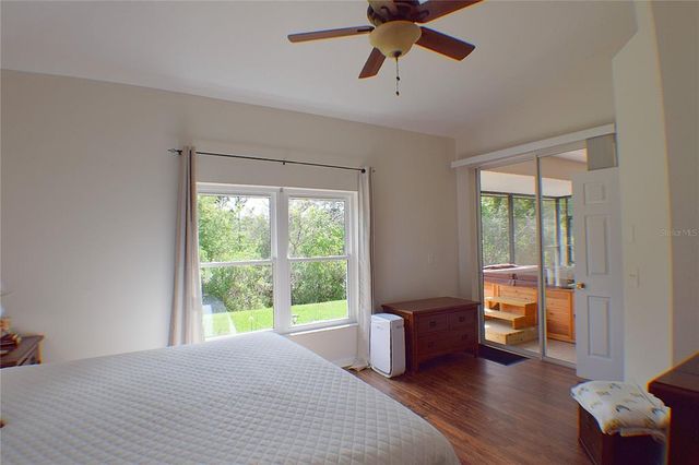 10118 CLEGHORN DRIVE, San Antonio, FL 33576