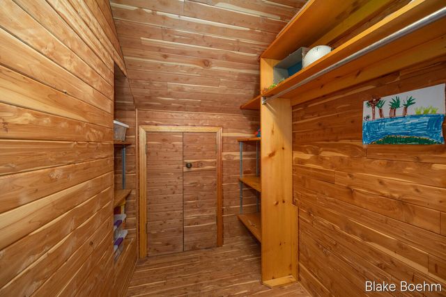 118 Lauderdale Avenue NE, Grand Rapids, MI 49546