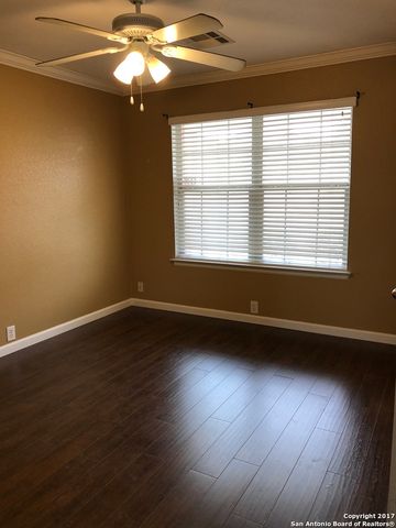 3702 Sumantra Cliff, San Antonio, TX 78261