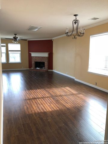 3702 Sumantra Cliff, San Antonio, TX 78261