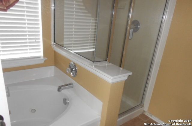 3702 Sumantra Cliff, San Antonio, TX 78261