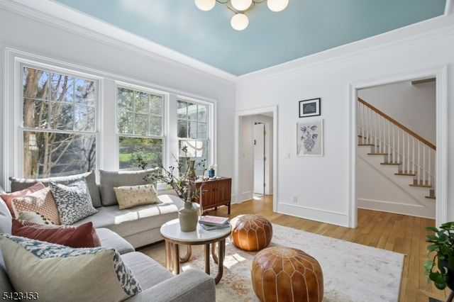 10 Mountain Ter, Montclair Twp., NJ 07043