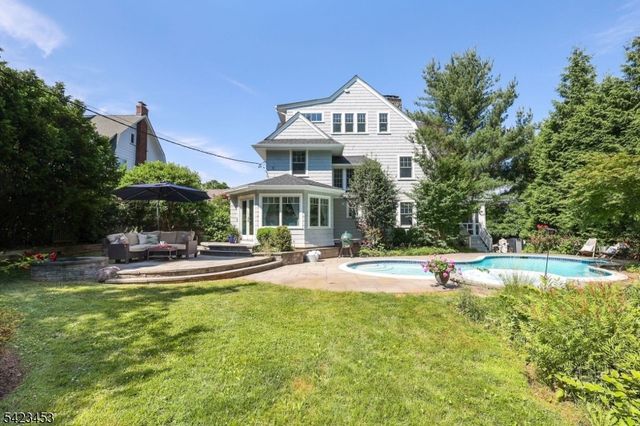10 Mountain Ter, Montclair Twp., NJ 07043