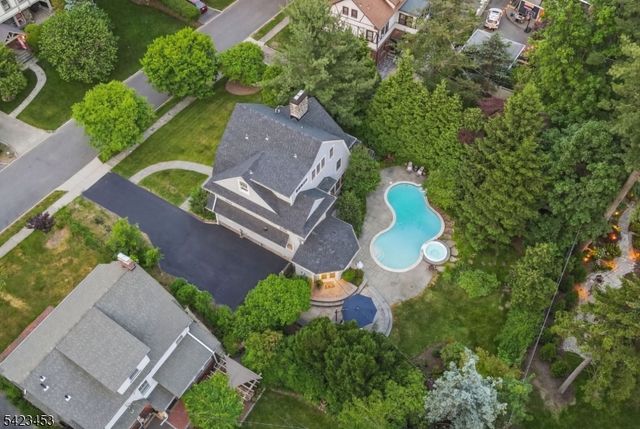 10 Mountain Ter, Montclair Twp., NJ 07043