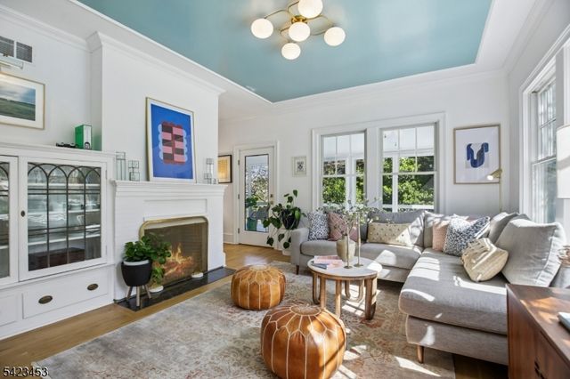 10 Mountain Ter, Montclair Twp., NJ 07043