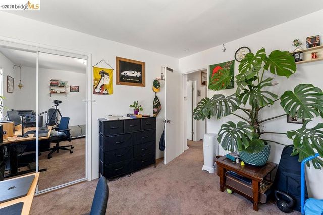 408 38th St, Oakland, CA 94609
