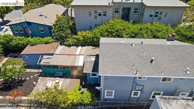 408 38th St, Oakland, CA 94609
