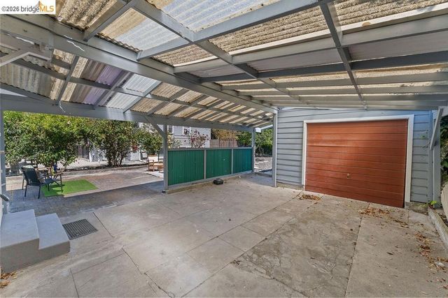 408 38th St, Oakland, CA 94609
