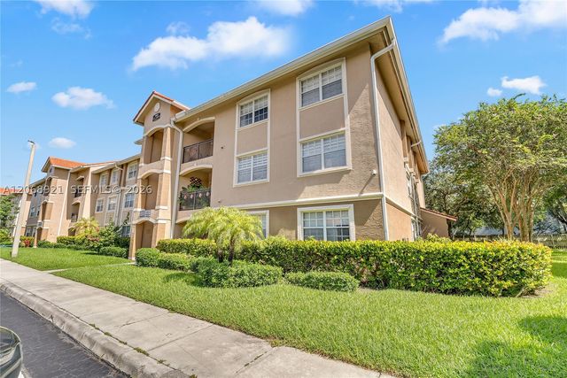 11601 SW 2nd St 21308, Pembroke Pines, FL 33025