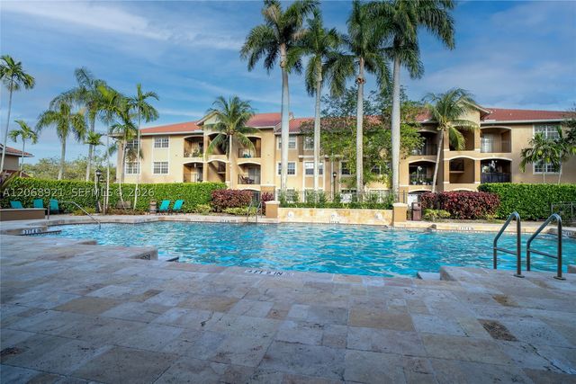 11601 SW 2nd St 21308, Pembroke Pines, FL 33025