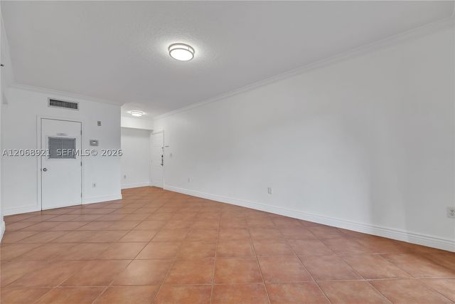 11601 SW 2nd St 21308, Pembroke Pines, FL 33025