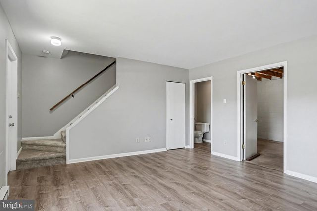 18 DARTMOUTH CT, Mechanicsburg, PA 17055