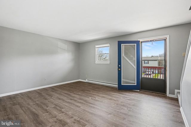 18 DARTMOUTH CT, Mechanicsburg, PA 17055
