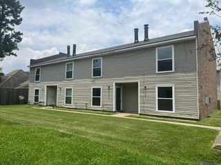 1921 Southpointe Dr, Baton Rouge, LA 70808