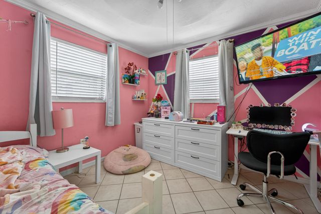 4340 N Mary Circle, Palm Beach Gardens, FL 33410