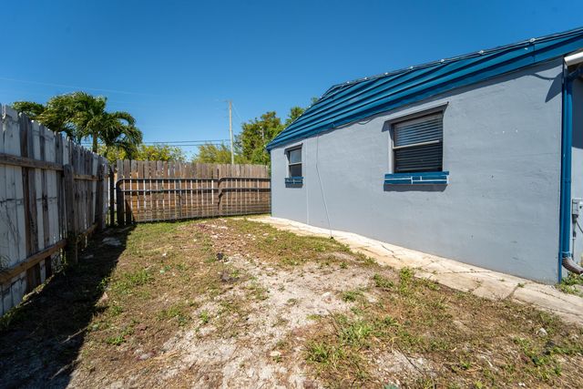 4340 N Mary Circle, Palm Beach Gardens, FL 33410