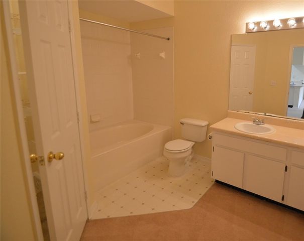 13113 SANCTUARY COVE DRIVE 204, Temple Terrace, FL 33637