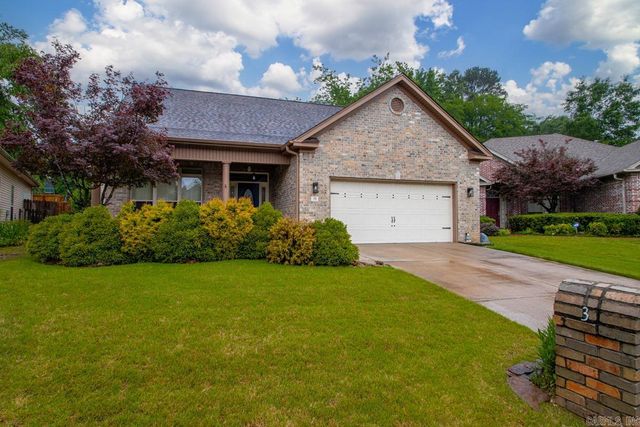 35 Courtside Place, Little Rock, AR 72210