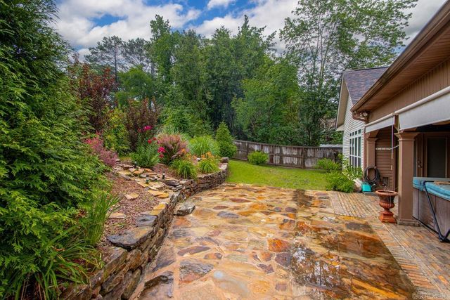 35 Courtside Place, Little Rock, AR 72210