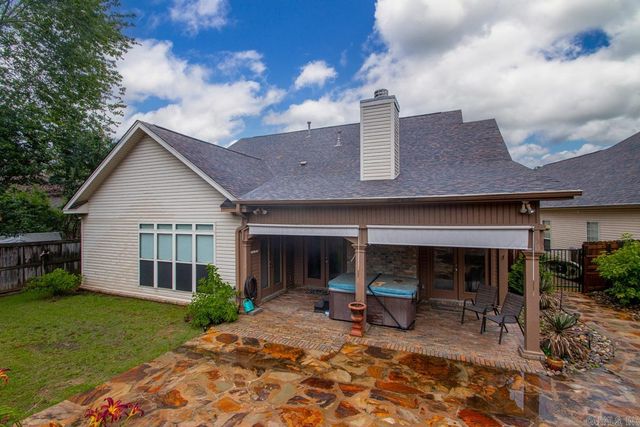 35 Courtside Place, Little Rock, AR 72210