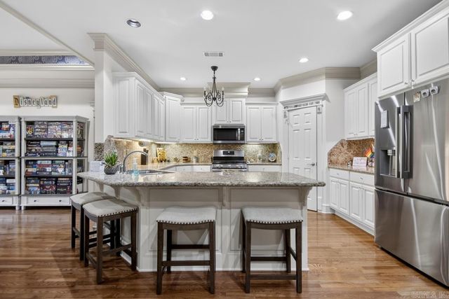 35 Courtside Place, Little Rock, AR 72210