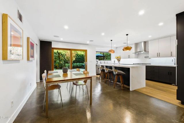 3616 E Chevy Chase Drive, Glendale, CA 91206