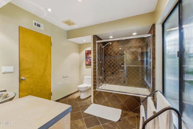 3616 E Chevy Chase Drive, Glendale, CA 91206