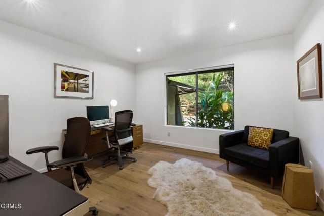 3616 E Chevy Chase Drive, Glendale, CA 91206