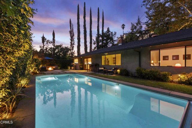 3616 E Chevy Chase Drive, Glendale, CA 91206