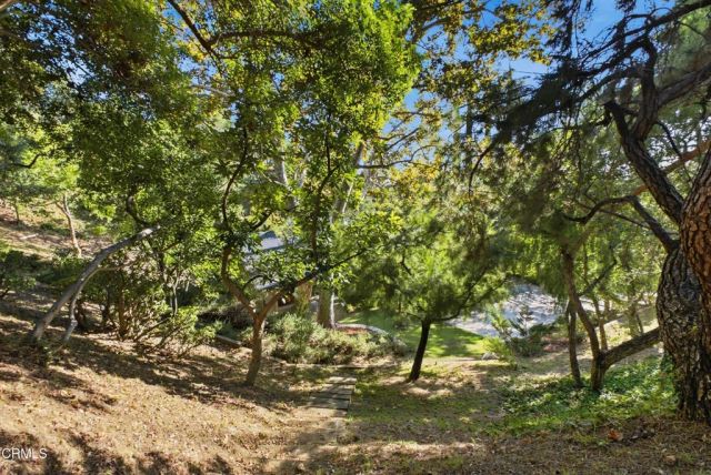 3616 E Chevy Chase Drive, Glendale, CA 91206
