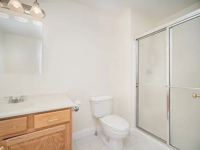 123 Revere St F, Canton, MA 02021