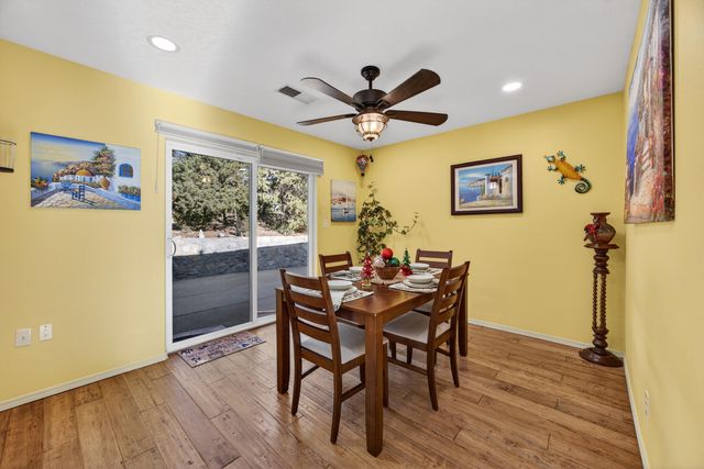 25 Lagarto Road, Tijeras, NM 87059