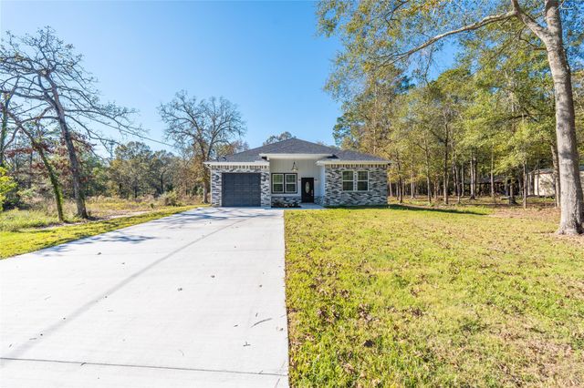 164 County Road 3370, Cleveland, TX 77327
